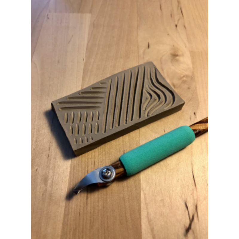P13  Curved U Tip 1mm Carver